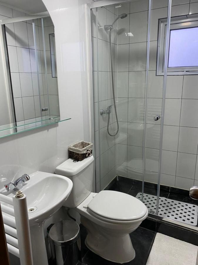 Hostal America En ปวยร์โตนาตาเลส ภายนอก รูปภาพ