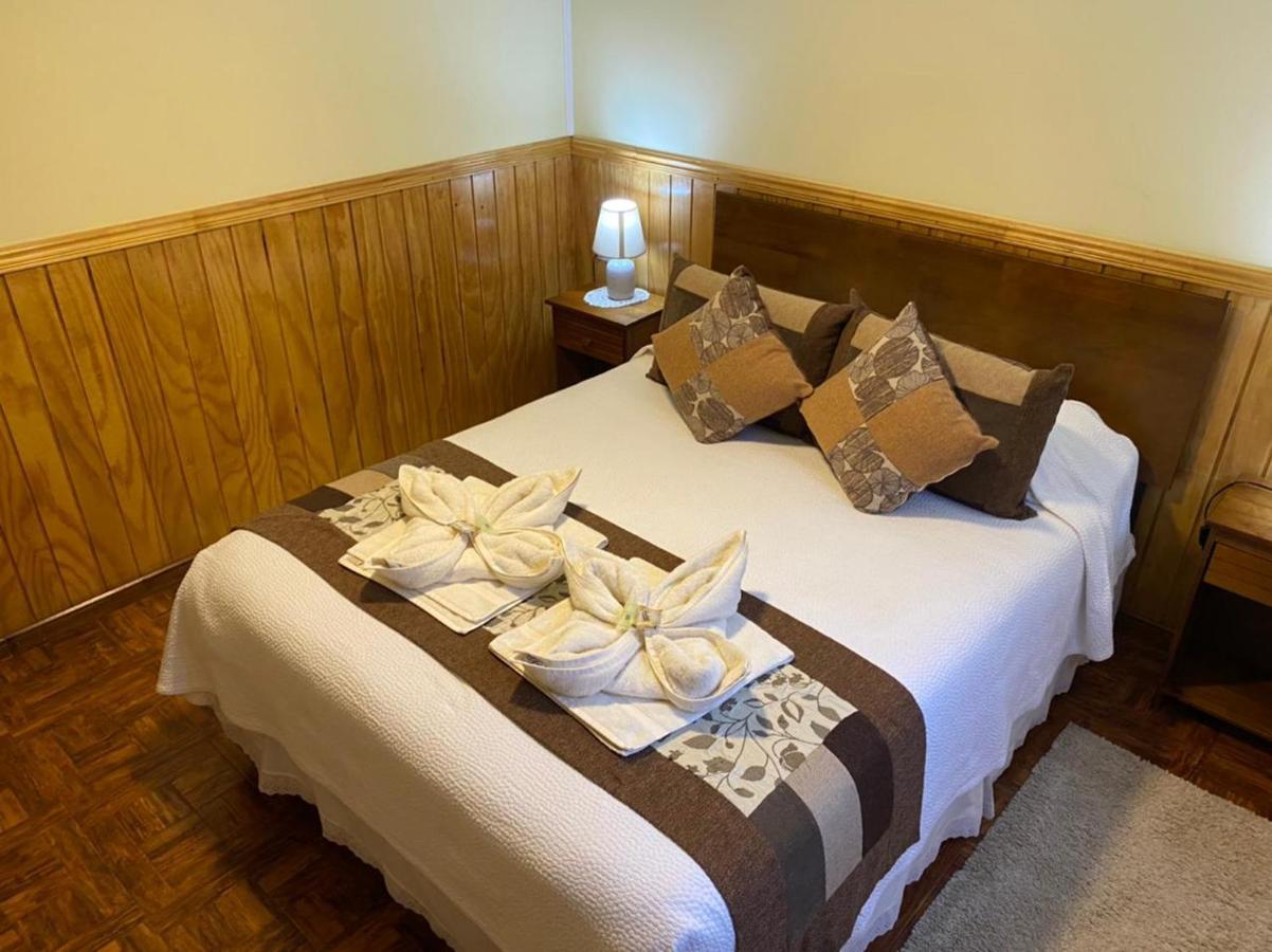 Hostal America En ปวยร์โตนาตาเลส ภายนอก รูปภาพ