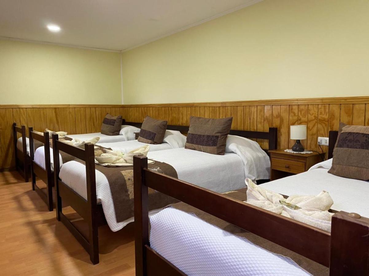 Hostal America En ปวยร์โตนาตาเลส ภายนอก รูปภาพ