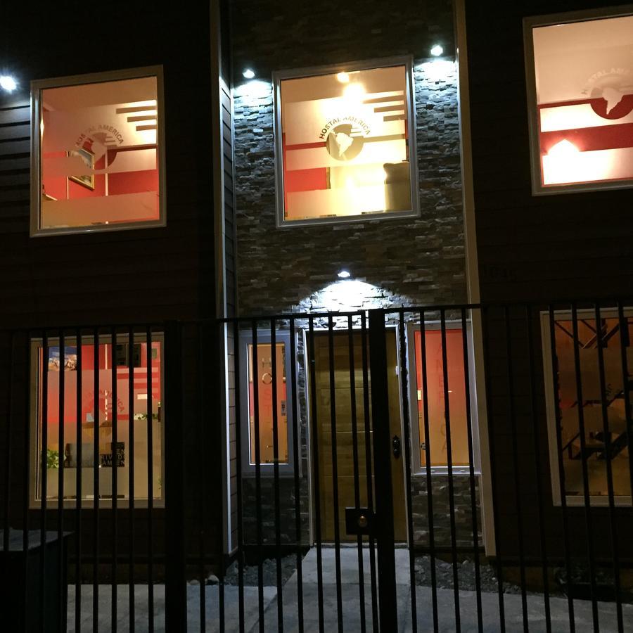 Hostal America En ปวยร์โตนาตาเลส ภายนอก รูปภาพ