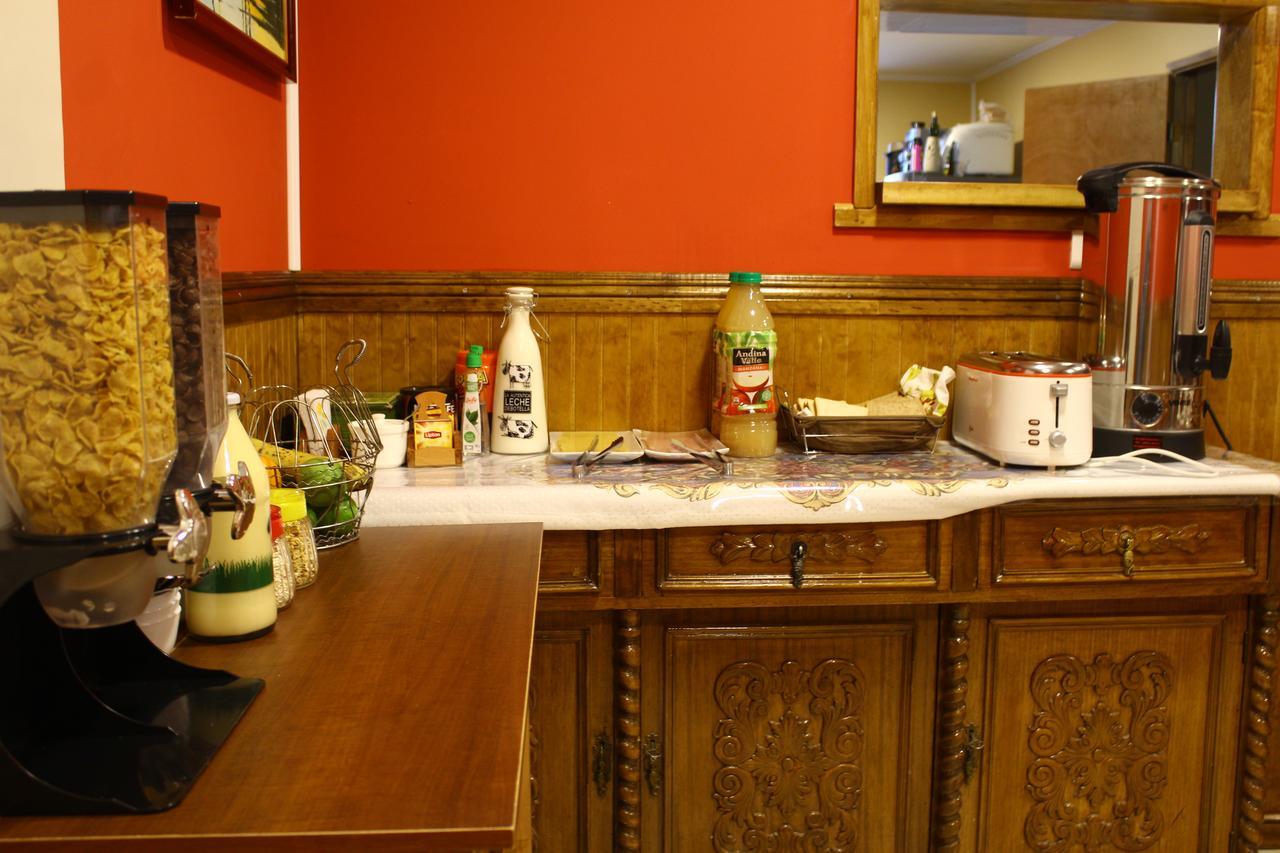 Hostal America En ปวยร์โตนาตาเลส ภายนอก รูปภาพ